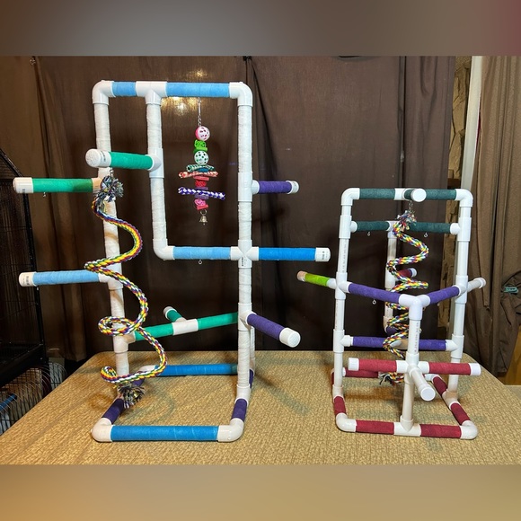 Handmade Bird Perch/Play gym - Picture 8 of 8